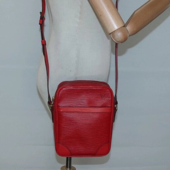 LOUIS VUITTON Epi Danube Shoulder Bag Red - Picture 1 of 16